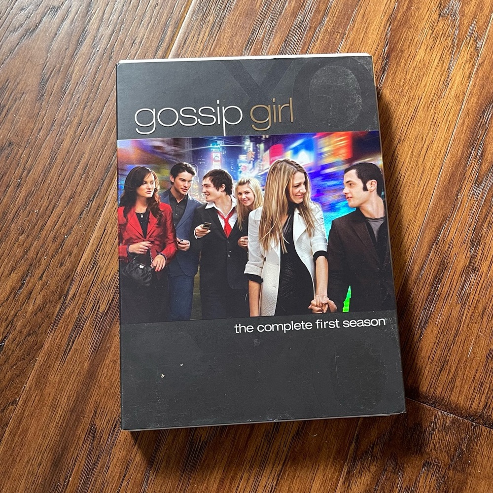 Gossip Girl Season 1 (DVD) the Complete first season pilot Series with pamphlet